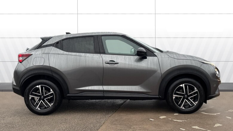 Nissan Juke 1.0 DiG-T N-Connecta 5dr DCT Petrol Hatchback